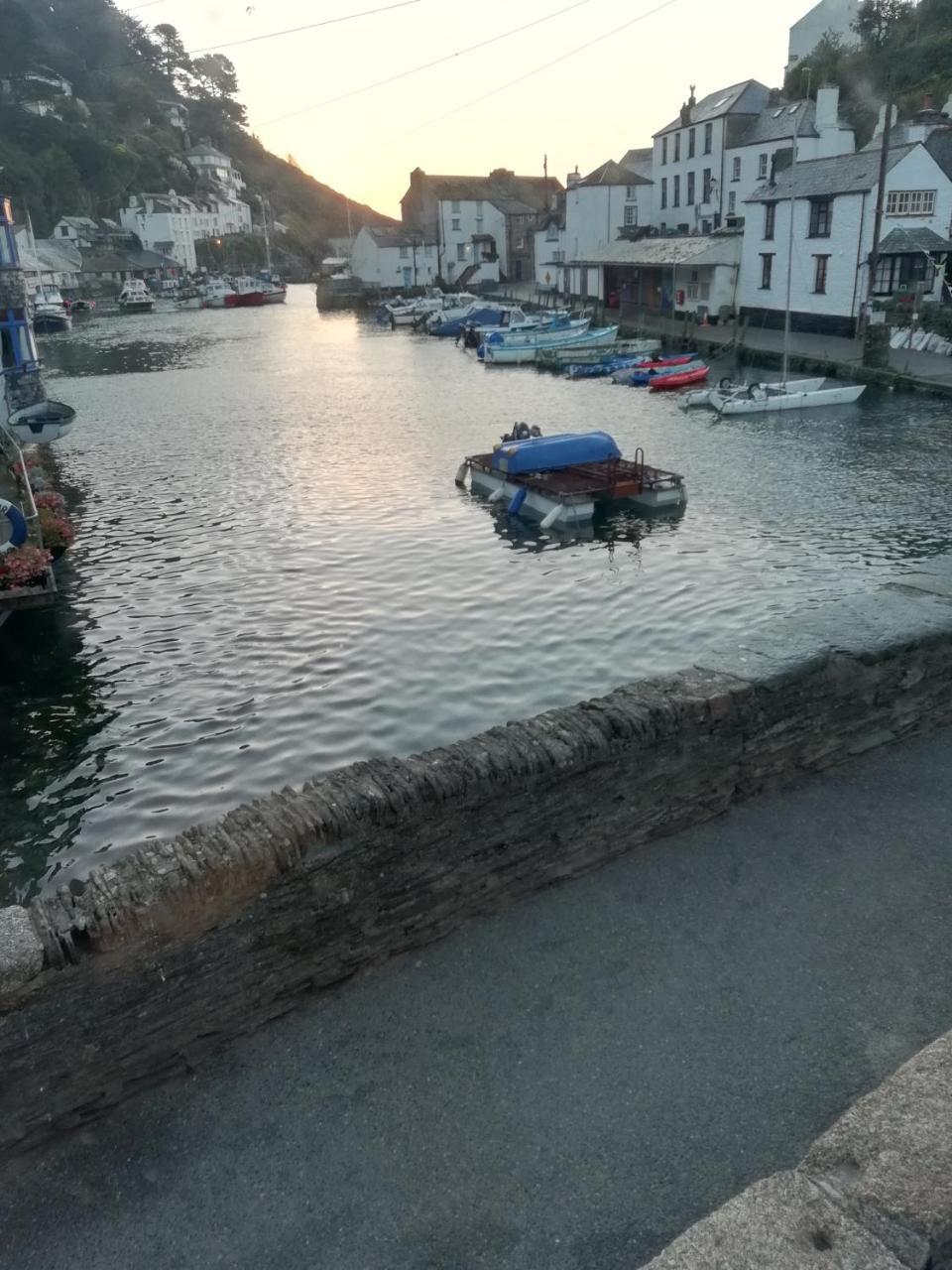 The House On The Props Bed & Breakfast Polperro Exterior photo